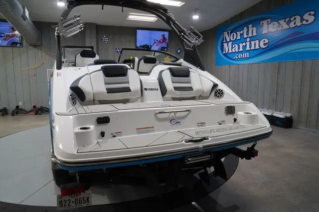 Slide: The Image of Yamaha 212XD 2021 - 6