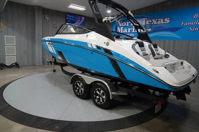 Slide: The Image of Yamaha 212XD 2021 - 7