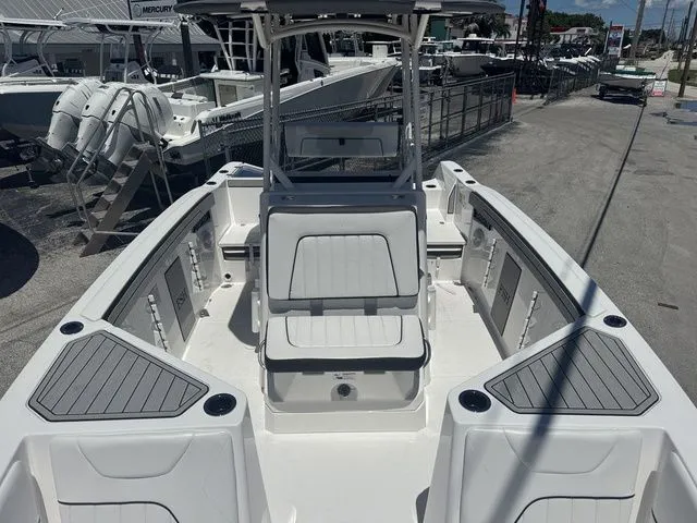 Slide: The Image of Yamaha 220 FSH Sport 2026 - 12