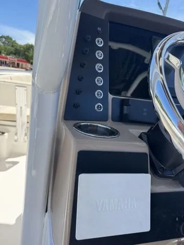 Slide: The Image of Robalo R232 Explorer 2026 - 26