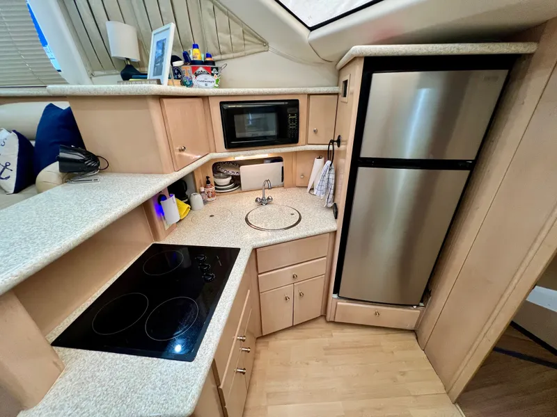 Slide: The Image of Carver 356 Motor Yacht 2000 - 12