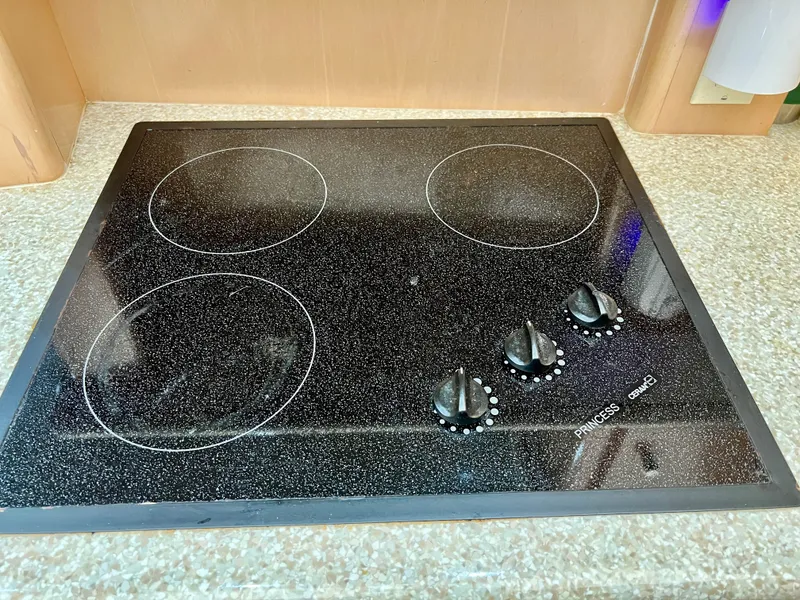 Slide: The Image of Carver 356 Motor Yacht 2000 - 14