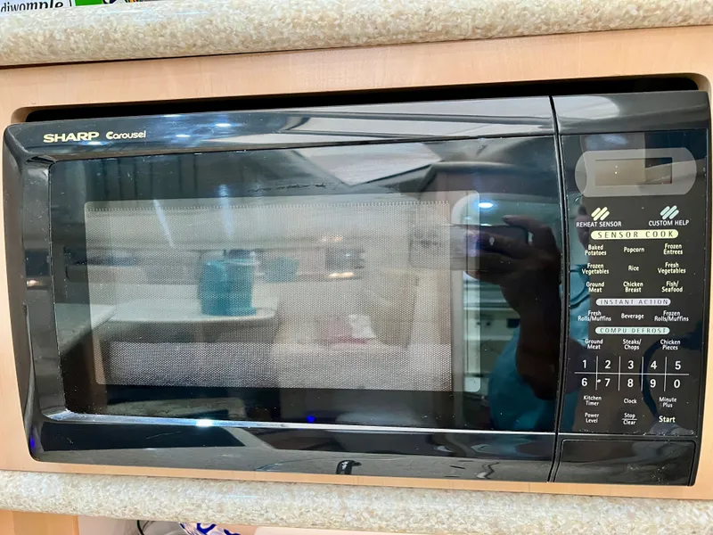 Slide: The Image of Carver 356 Motor Yacht 2000 - 15