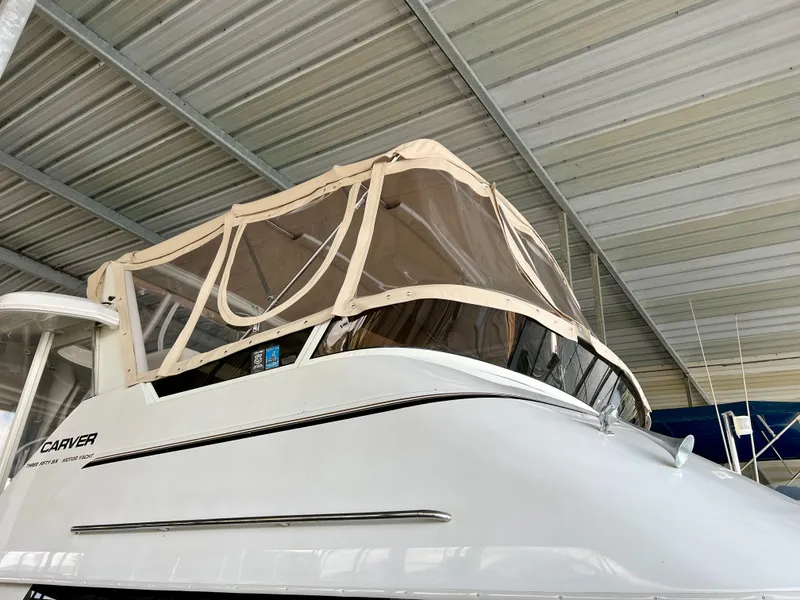 Slide: The Image of Carver 356 Motor Yacht 2000 - 23