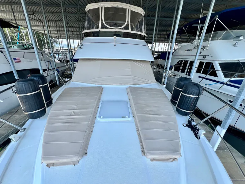 Slide: The Image of Carver 356 Motor Yacht 2000 - 36