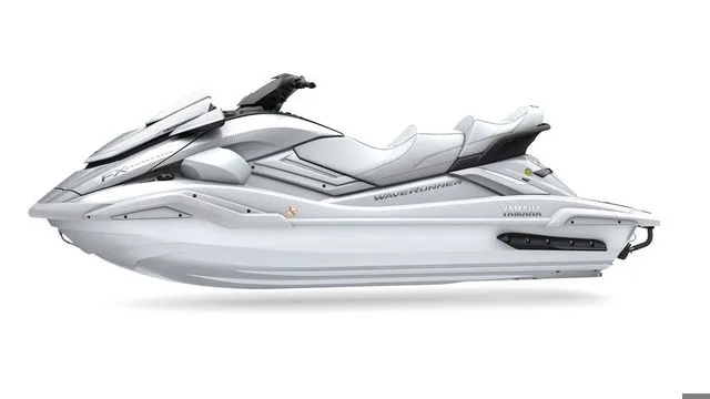 Slide: The Image of Yamaha FX Cruiser SVHO 2026 - 6