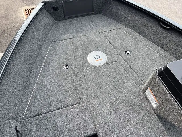 Slide: The Image of Lund 1675 Adventure SS 2025 - 17