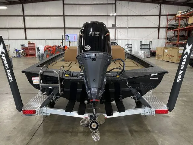 Slide: The Image of Xpress H18C Crappie 2026 - 13