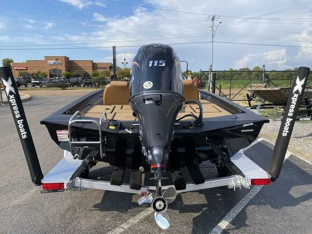 Slide: The Image of Xpress H18C Crappie 2026 - 4