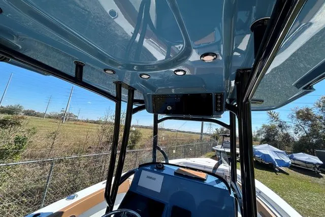 Slide: The Image of Sea Pro 222 Deep-V 2025 - 12