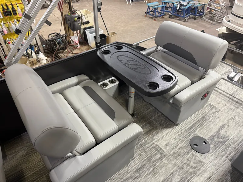 Slide: The Image of Bentley Pontoons Legacy 220 QSB Swingback & 4-Stroke EFI 2026 - 16