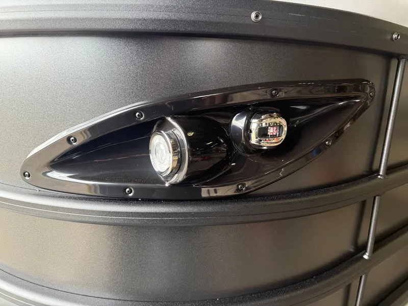 Slide: The Image of Bentley Pontoons Legacy 220 QSB Swingback & 4-Stroke EFI 2026 - 32