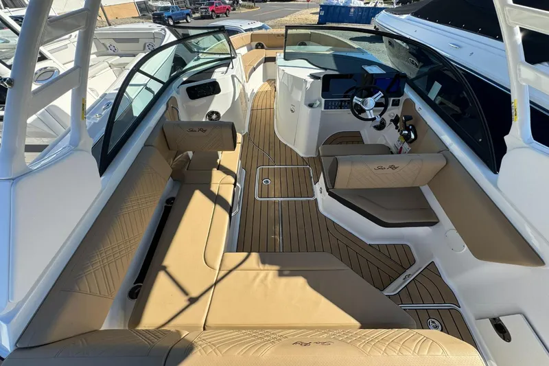 Slide: The Image of Sea Ray SDX 230 Outboard 2026 - 8