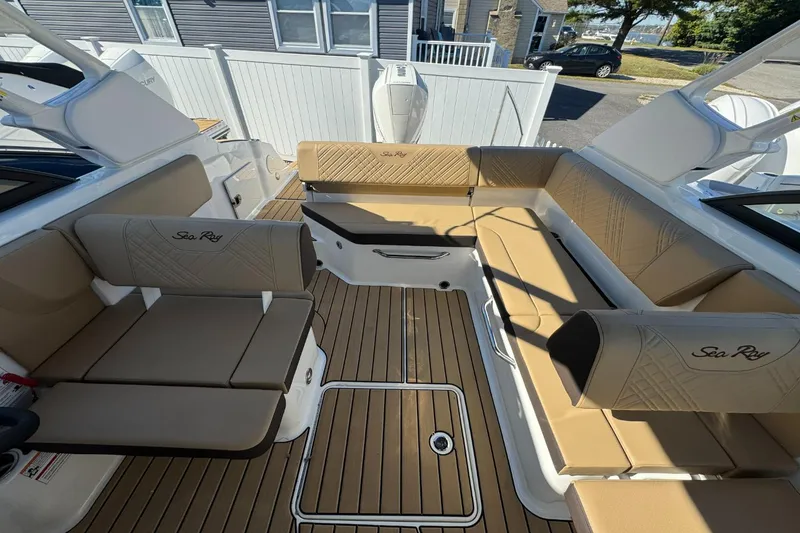 Slide: The Image of Sea Ray SDX 230 Outboard 2026 - 9