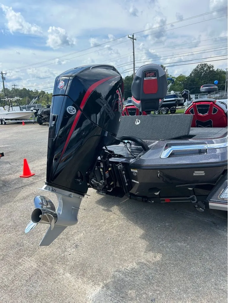 Slide: The Image of Ranger Z519R 2026 - 6