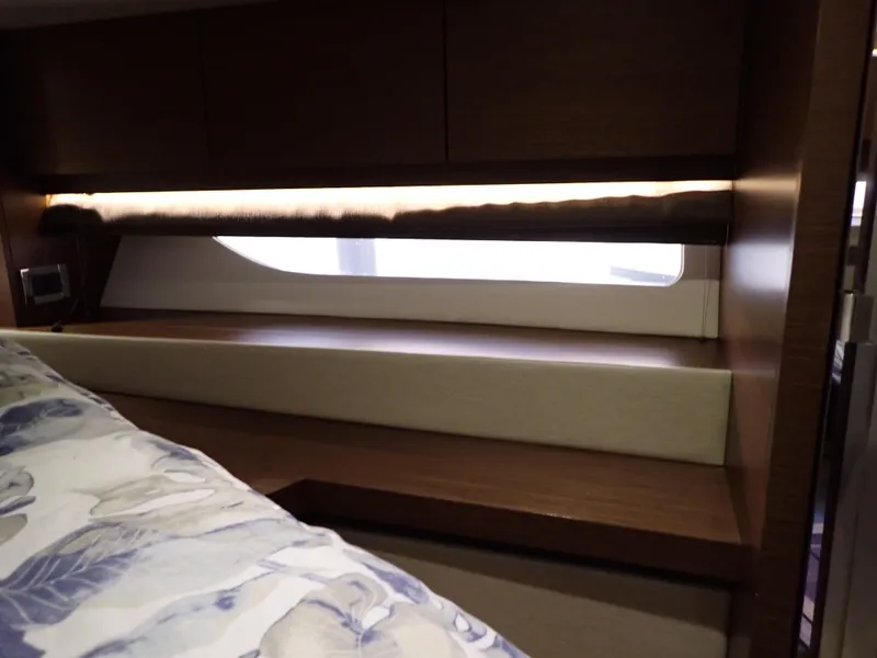 Slide: The Image of Sea Ray 510 Fly 2015 - 151