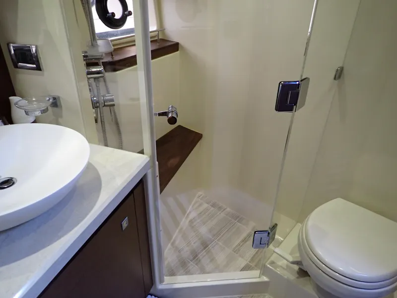 Slide: The Image of Sea Ray 510 Fly 2015 - 158