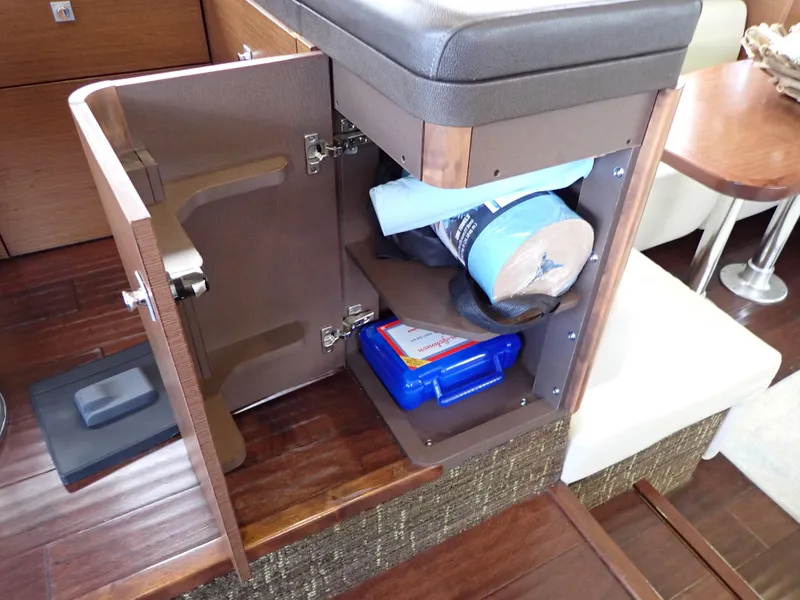 Slide: The Image of Sea Ray 510 Fly 2015 - 185