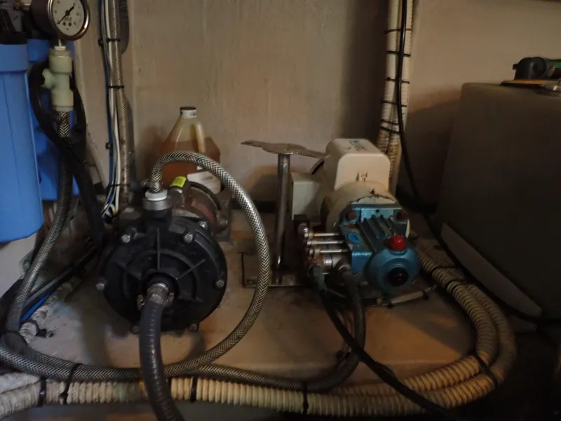 Slide: The Image of Sea Ray 510 Fly 2015 - 257