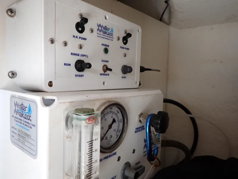 Slide: The Image of Sea Ray 510 Fly 2015 - 80