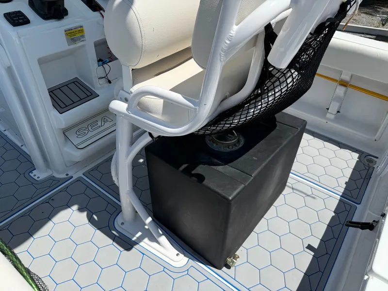 Slide: The Image of Sea Hunt Ultra 219 2024 - 14