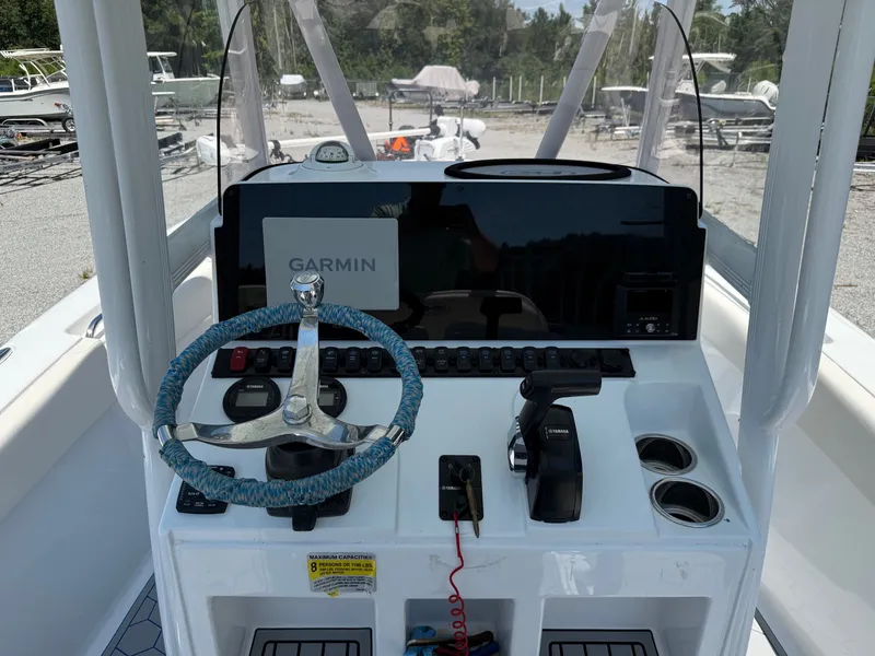 Slide: The Image of Sea Hunt Ultra 219 2024 - 8