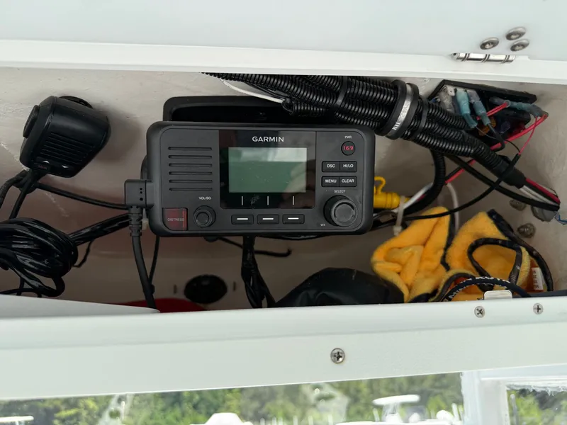 Slide: The Image of Sea Hunt Ultra 219 2024 - 9