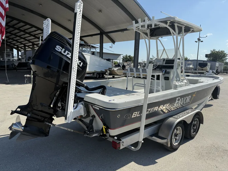 Slide: The Image of Blazer 2420CC 2016 - 11