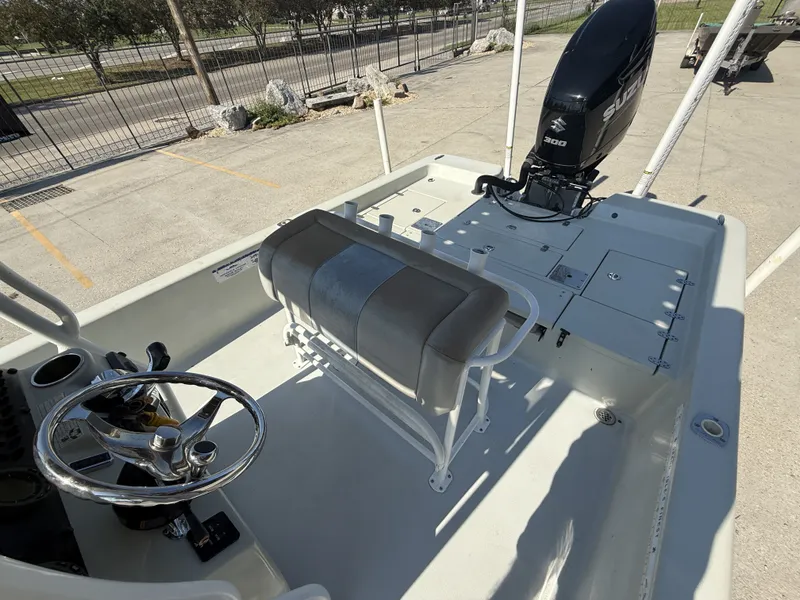 Slide: The Image of Blazer 2420CC 2016 - 13