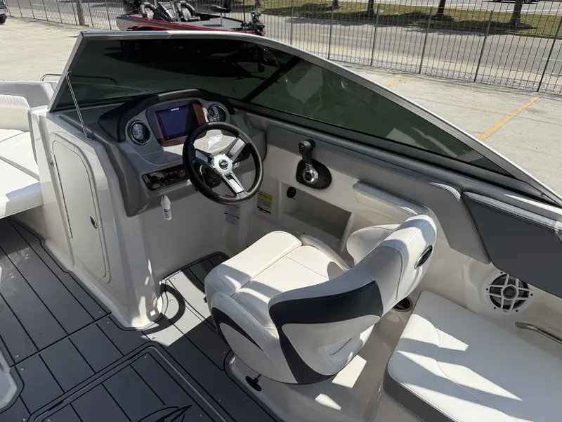 Slide: The Image of Chaparral SSI 23 SPORT 2021 - 13