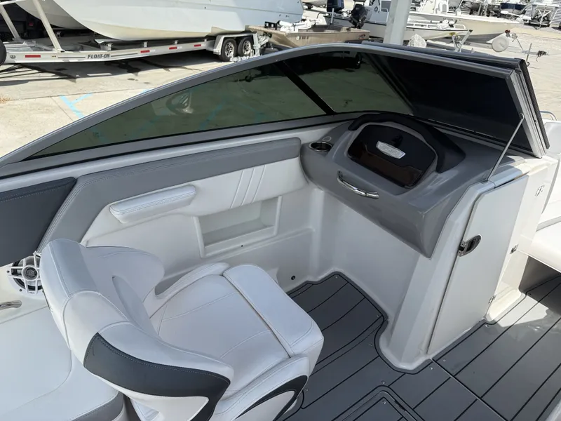 Slide: The Image of Chaparral SSI 23 SPORT 2021 - 14