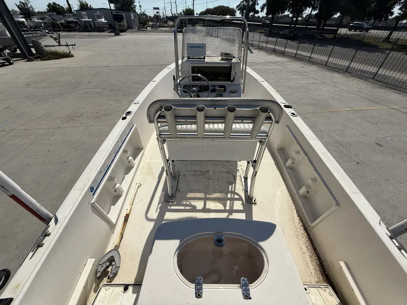 Slide: The Image of Sea Hunt Triton 186 2004 - 3