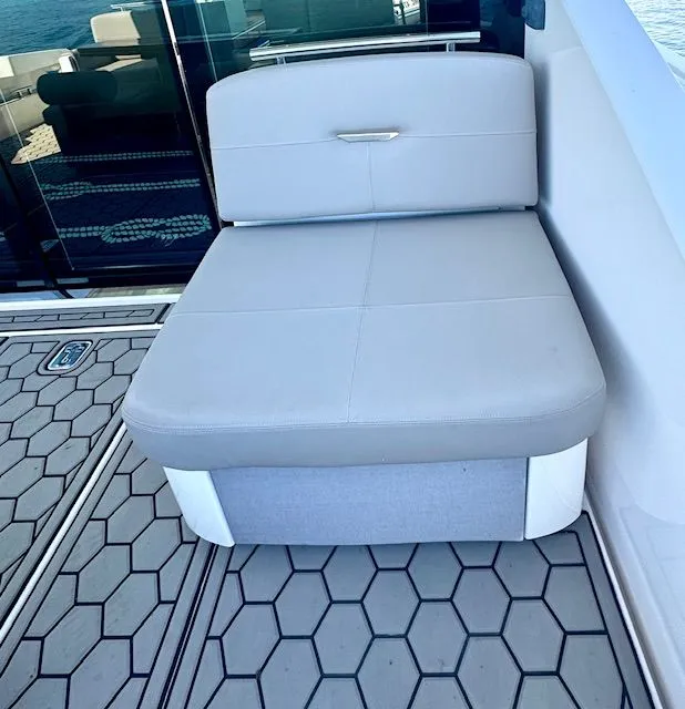 Slide: The Image of Cockpit - Rear Facing Seat - 16