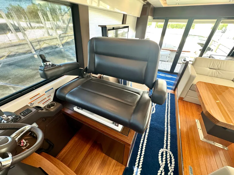 Slide: The Image of Dual Helm Seat w/ Electric Slider - 26