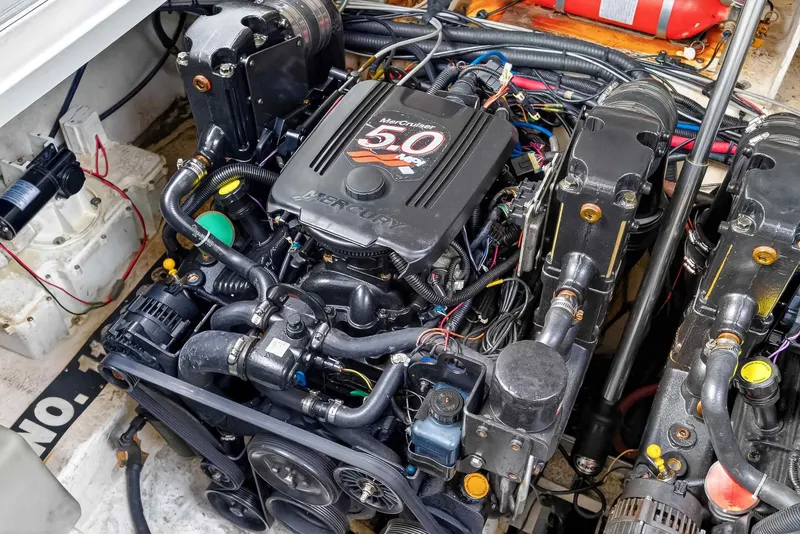 Slide: The Image of Engine compartment of a 2007 Sea Ray 290 Sundancer with MerCruiser 5.0 engine. - 42