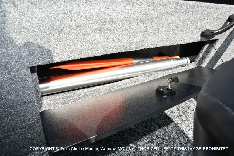 Slide: The Image of Tracker TARGA V-18 Combo w/200HP Pro-XS 2026 - 79