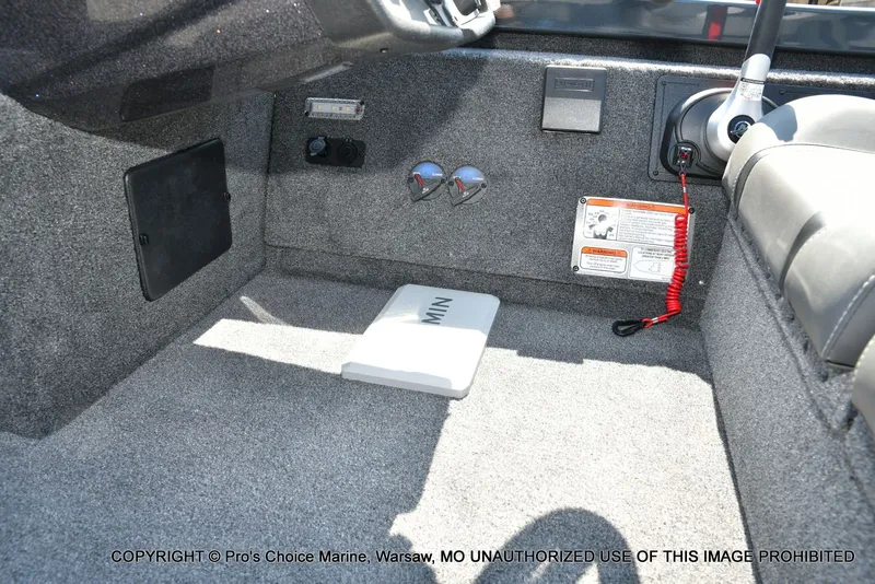 Slide: The Image of Ranger RT188C Livescope Equipped 2026 - 45