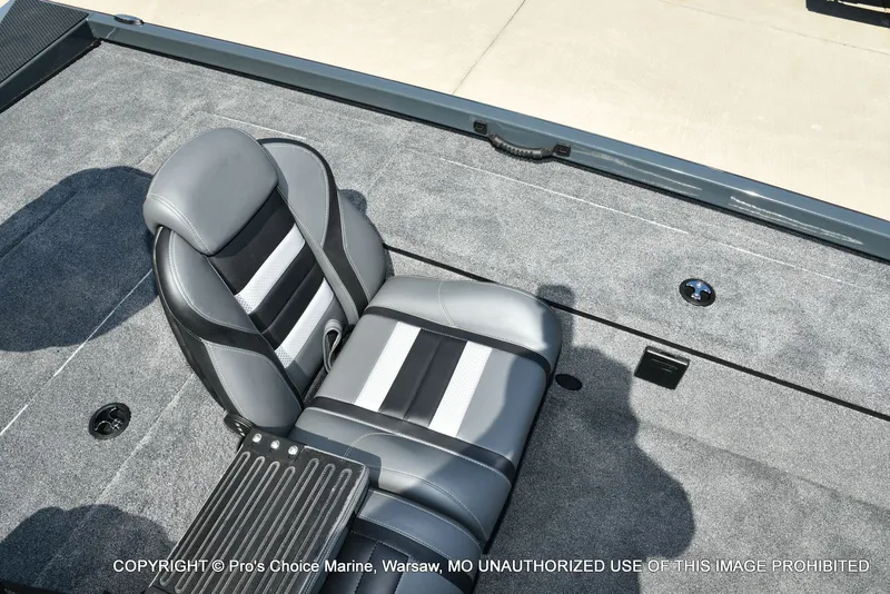 Slide: The Image of Ranger RT188C Livescope Equipped 2026 - 46