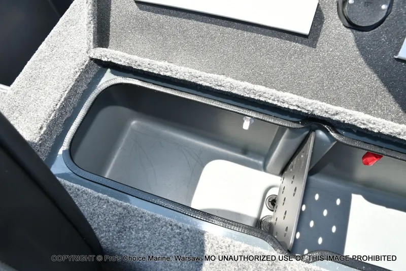 Slide: The Image of Ranger RT188C Livescope Equipped 2026 - 67