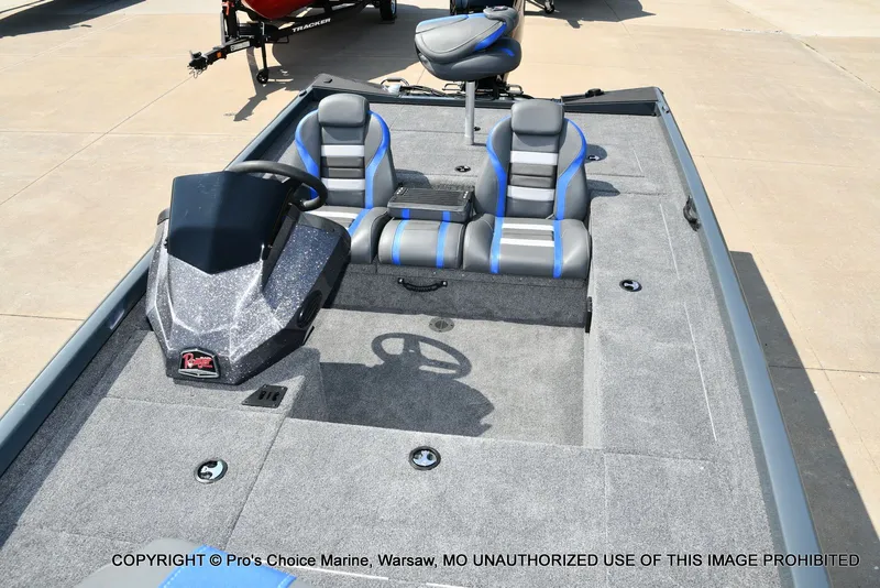 Slide: The Image of Ranger RT188C w/115 Pro-XS 2026 - 15