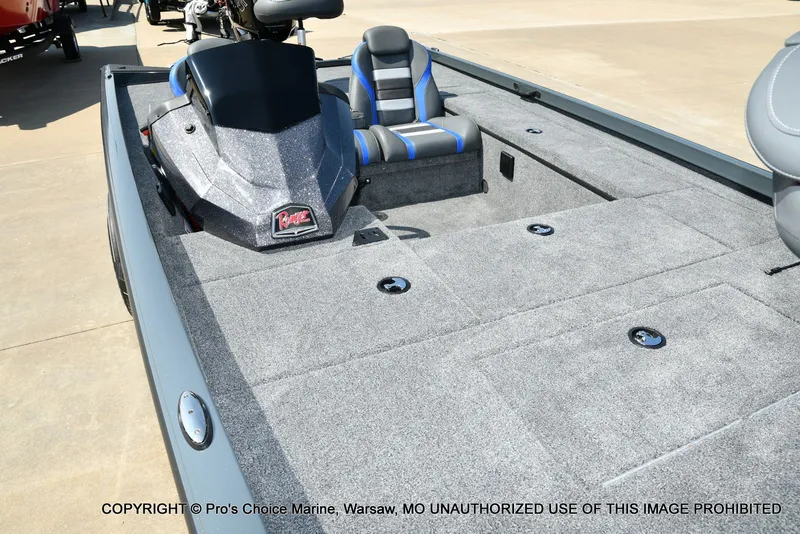 Slide: The Image of Ranger RT188C w/115 Pro-XS 2026 - 30