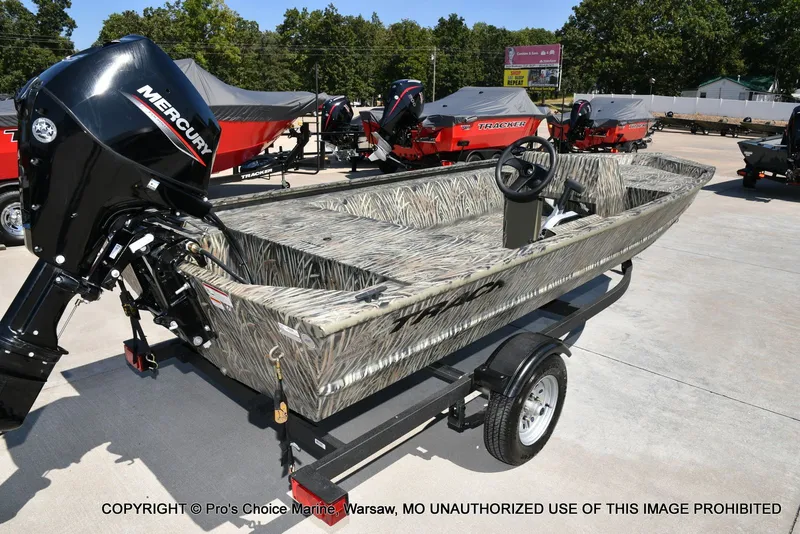 Slide: The Image of Tracker Grizzly 1648 SC Jon w/25HP Mercury 2026 - 15