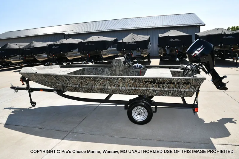 Slide: The Image of Tracker Grizzly 1648 SC Jon w/25HP Mercury 2026 - 21