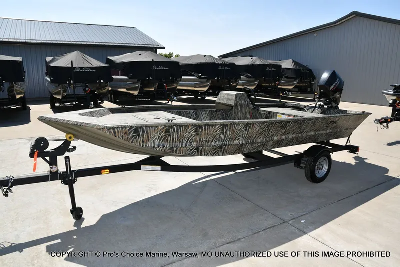 Slide: The Image of Tracker Grizzly 1648 SC Jon w/25HP Mercury 2026 - 22