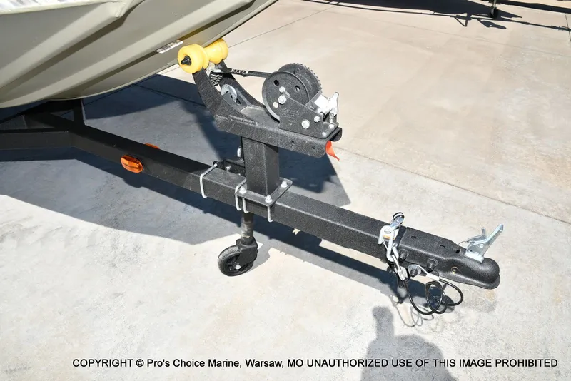 Slide: The Image of Tracker Grizzly 1648 SC Jon w/25HP Mercury 2026 - 25