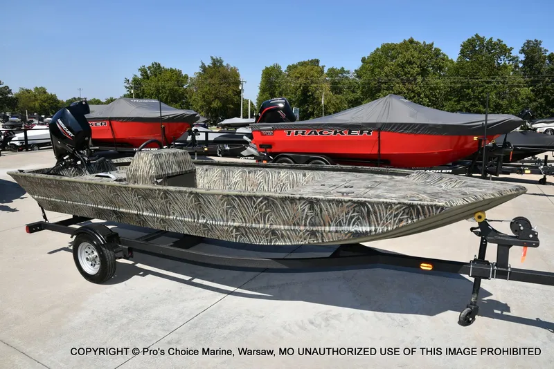 Slide: The Image of Tracker Grizzly 1648 SC Jon w/25HP Mercury 2026 - 34