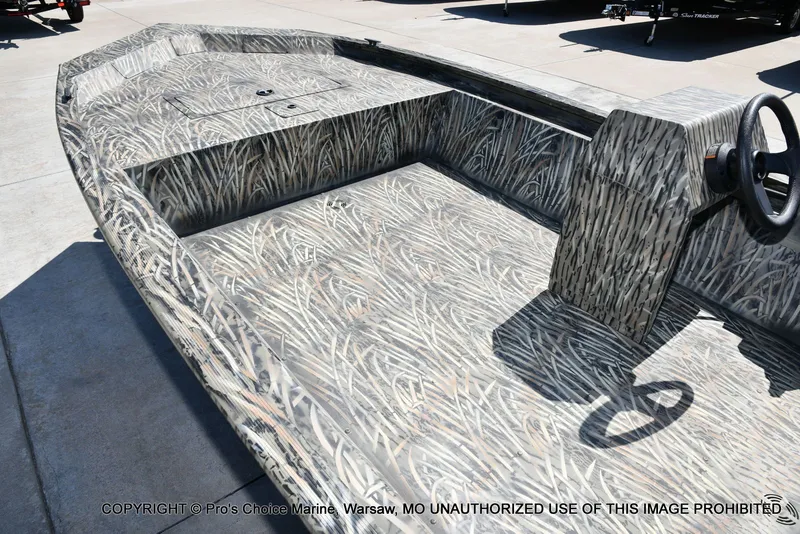 Slide: The Image of Tracker Grizzly 1648 SC Jon w/25HP Mercury 2026 - 5