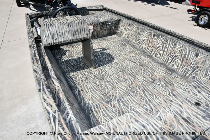 Slide: The Image of Tracker Grizzly 1648 SC Jon w/25HP Mercury 2026 - 7