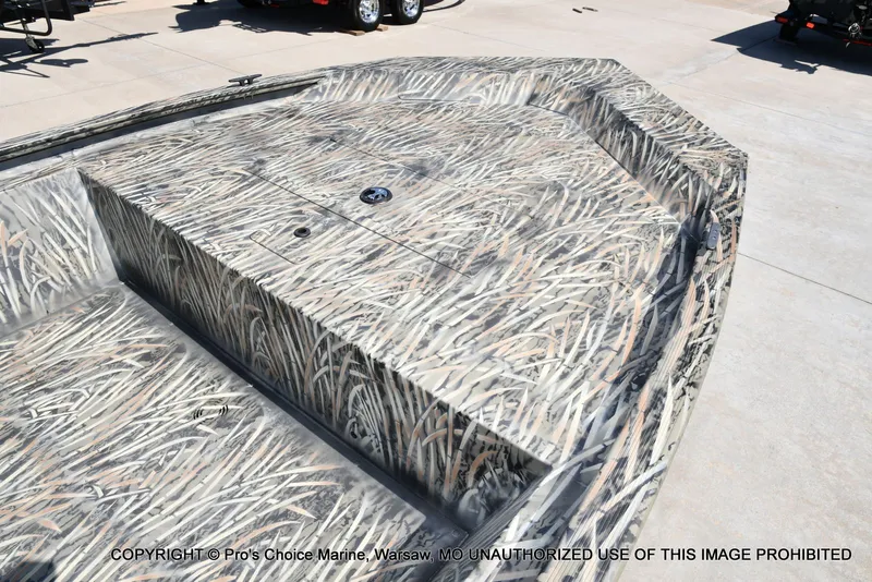 Slide: The Image of Tracker Grizzly 1648 SC Jon w/25HP Mercury 2026 - 8