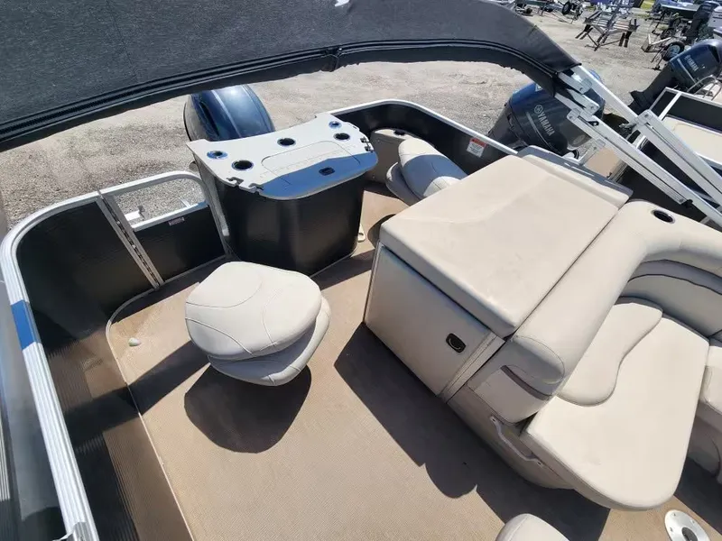 Slide: The Image of Bennington 22 SSX 2017 - 8